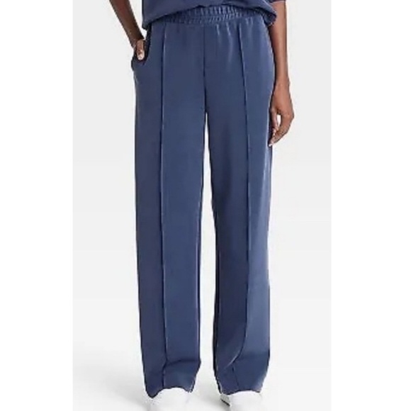 Like New! A New Day High Rise Full Jogger Wide Pants Blue Softstreme Sandwash - Picture 2 of 12
